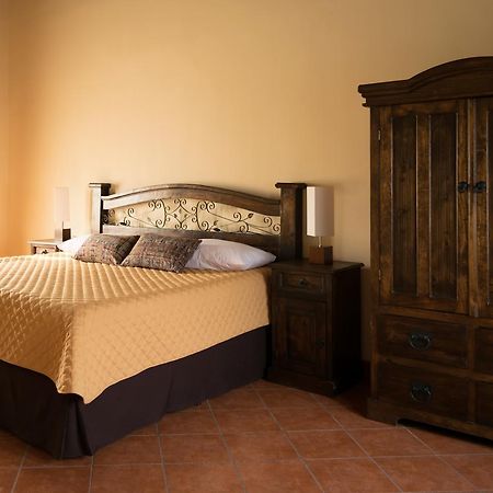 Hotel Casa San Bartolo 危地马拉安地瓜 外观 照片